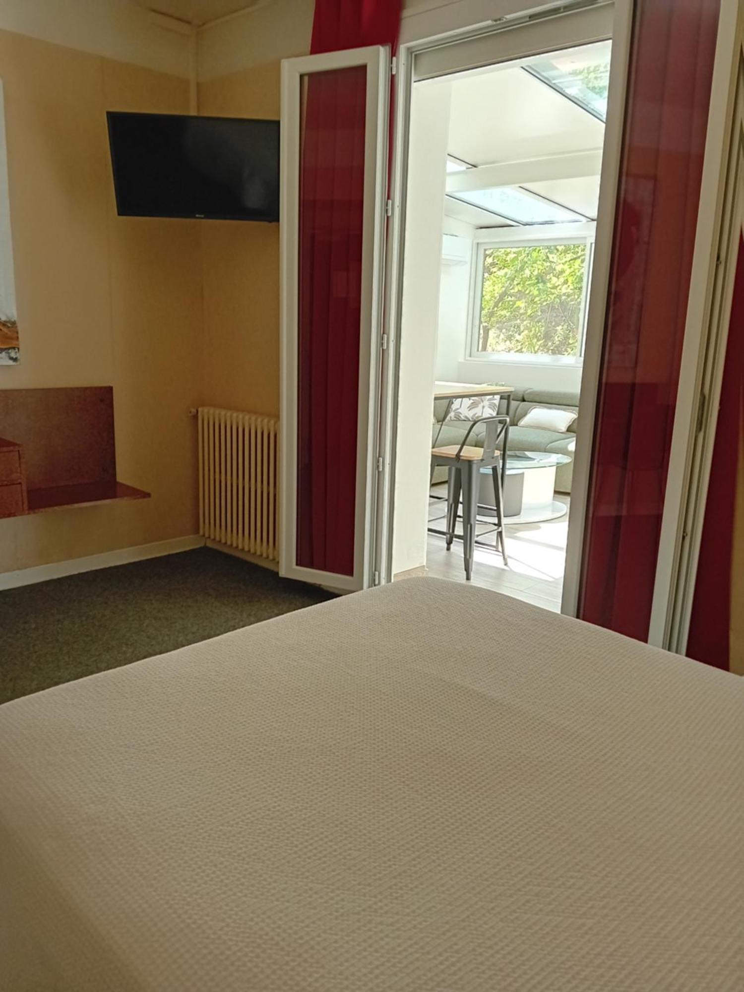 Hotel Sampiero Corso Корт Экстерьер фото